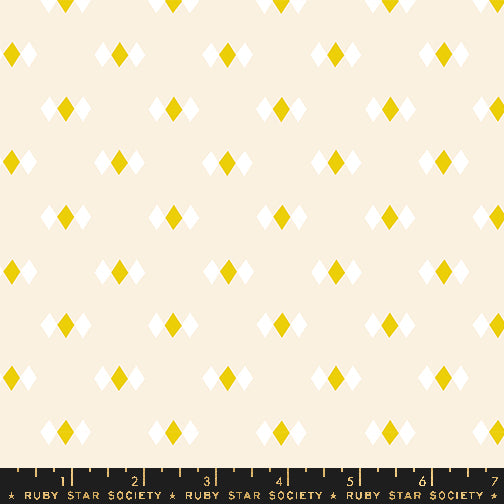 Juicy by Melody Miller - Diamonds Shell - sold by the half yard