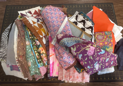 Quilt Shop Quality Fabric Scrap Bundles